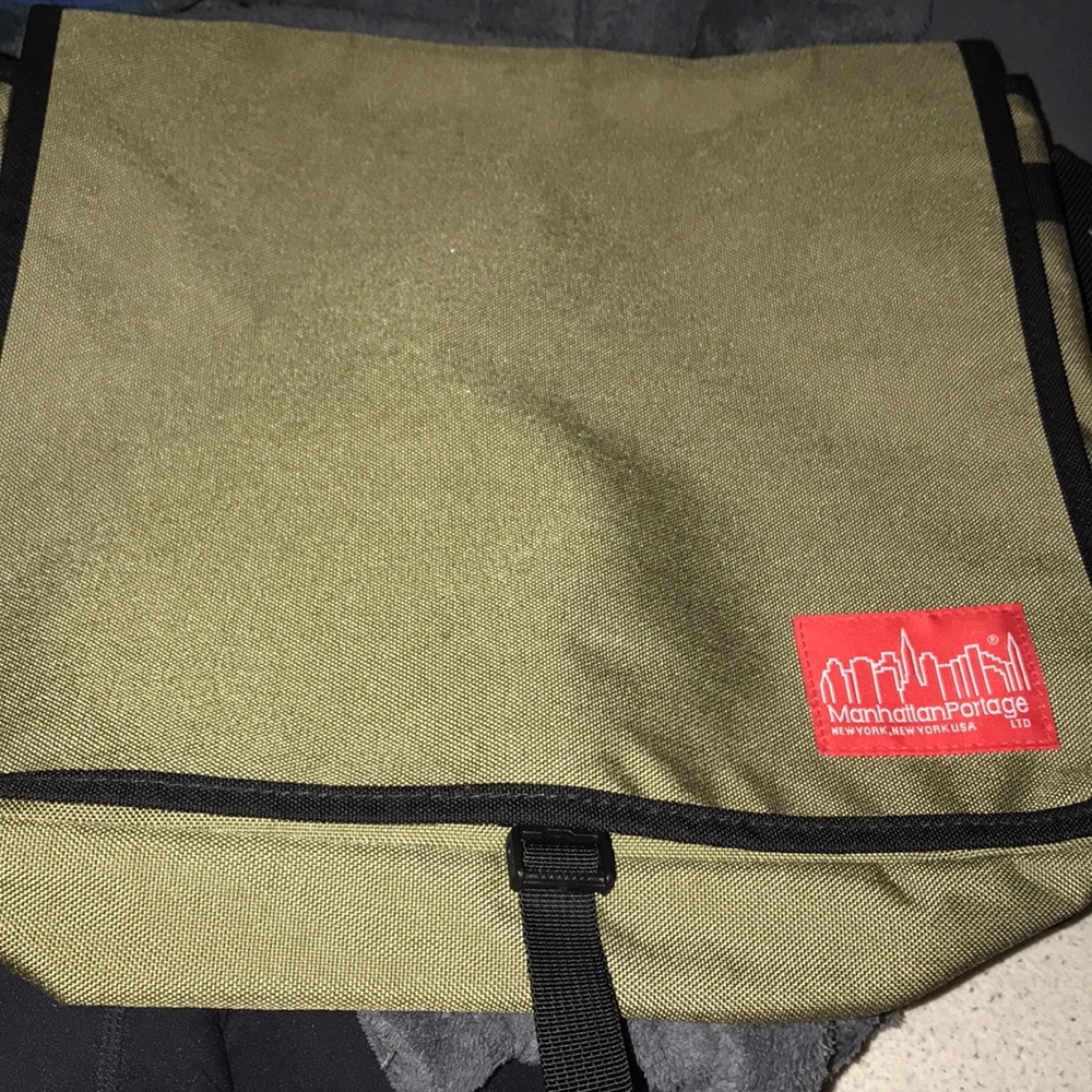 Manhattan Portage